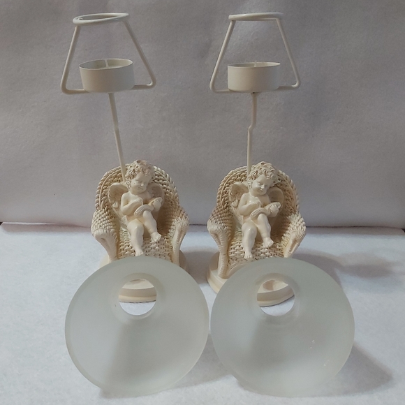 Cherub Resin Wicker Chair Tealight Holder/Lamps - Picture 14 of 15